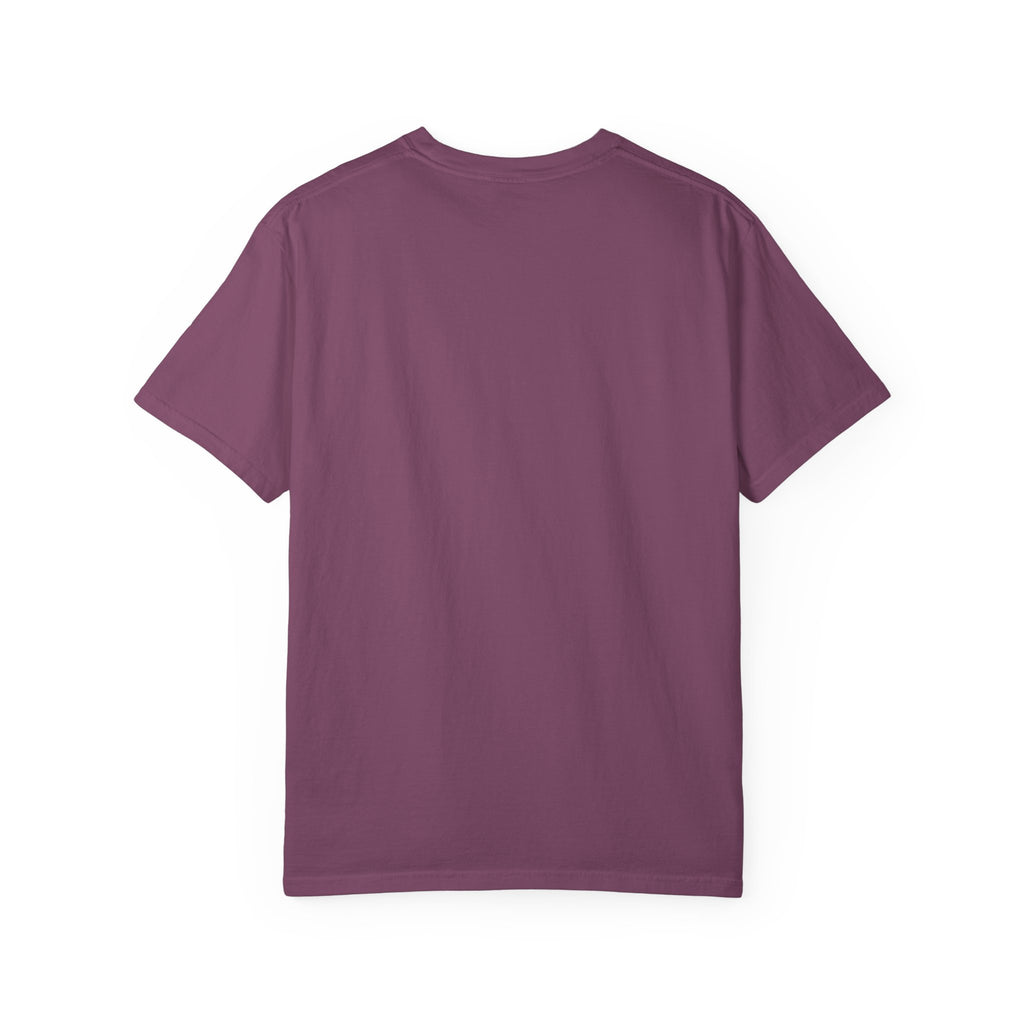 T-Shirt — "Smiles Not Scores" Retro Golf Graphic Tee